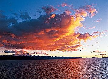 首部“轻魂”新游！《燧石枪黎明之围》7月18日正式上线